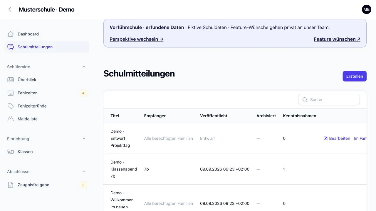 School Base Cloud : véritable écran de gestion, données fictives en allemand
